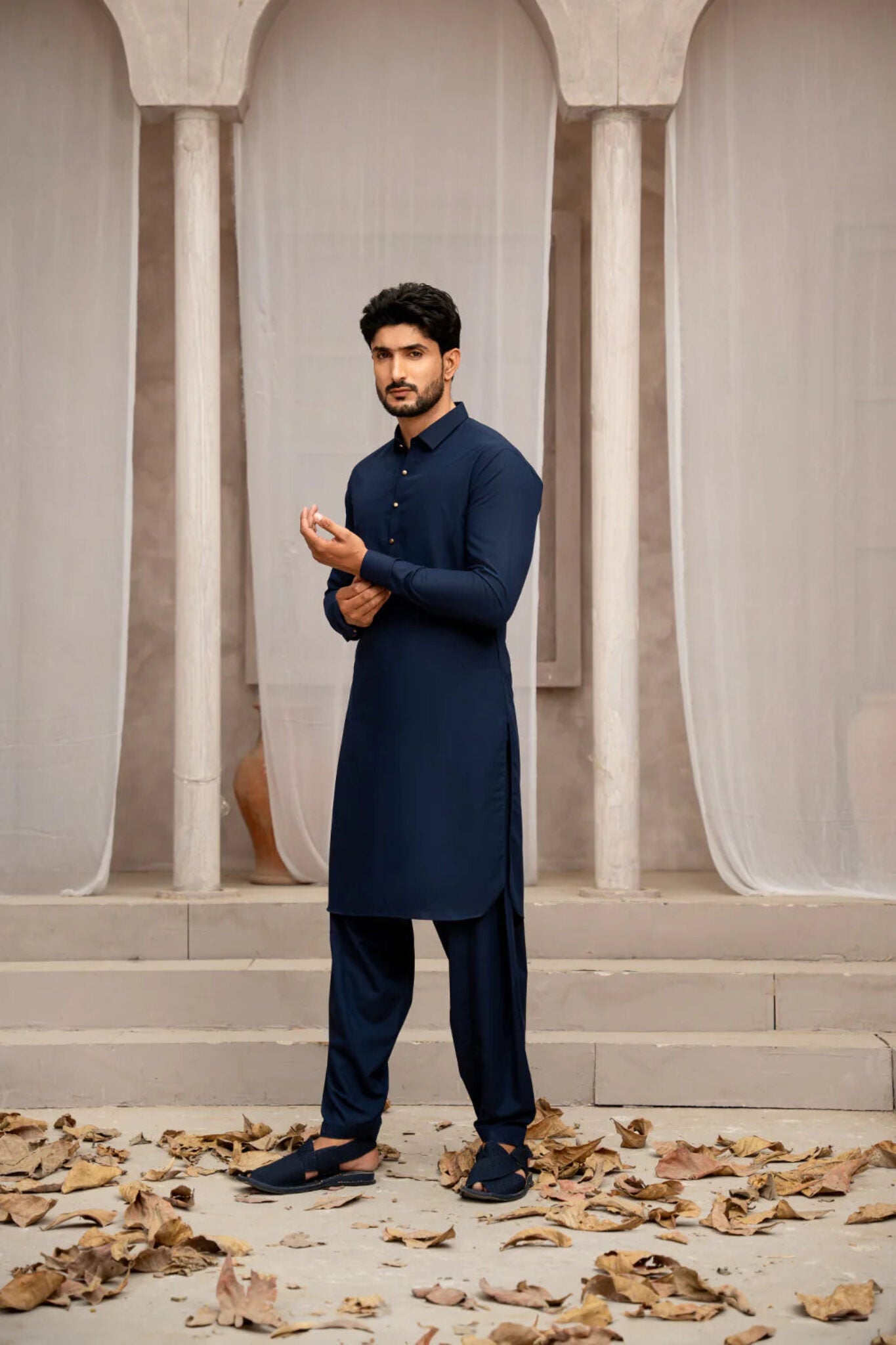 Royal Blue Wash & Wear VS-904